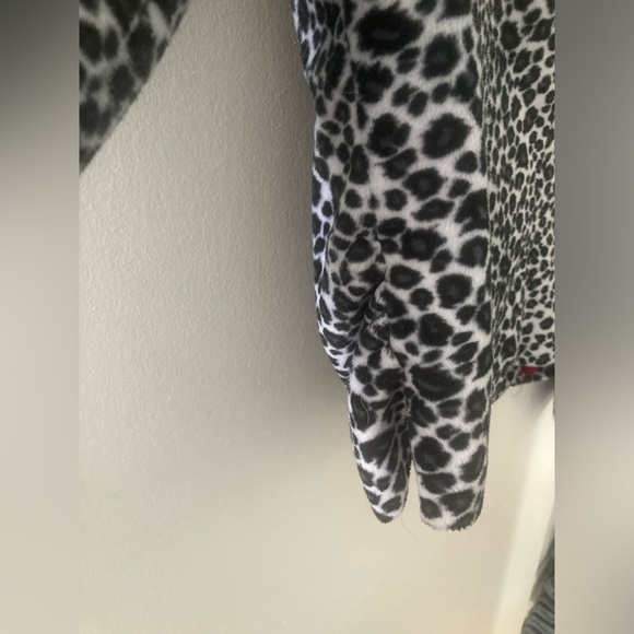 Vintage Handmade Leopard Print Faux Fur Jacket - 90s - Metal Zipper - M/L - Picture 16 of 16